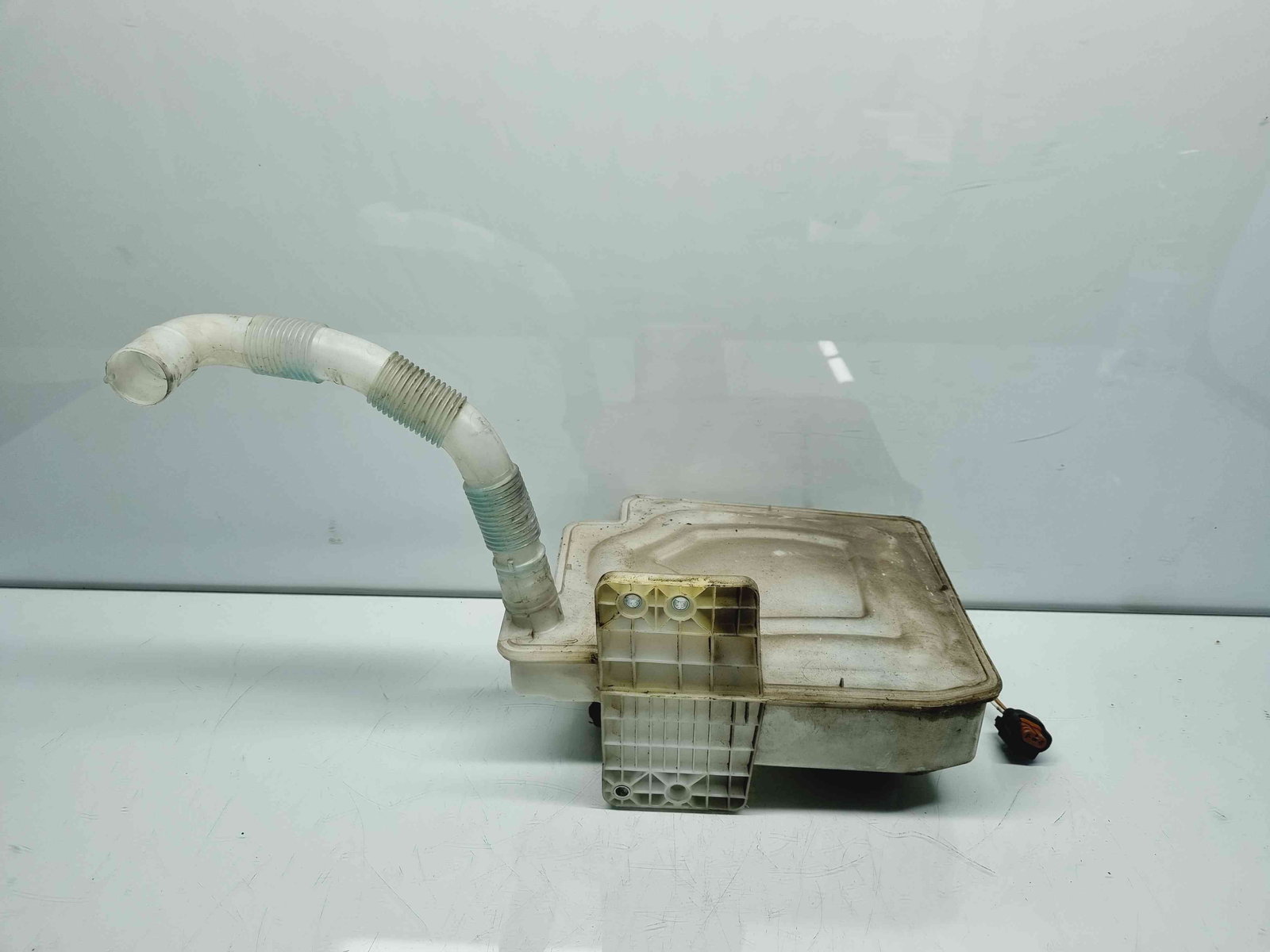 Vas lichid parbriz Seat Altea XL (5P5, 5P8) Facelift [Fabr 2006-2015] 1K0955453Q - imagine 1