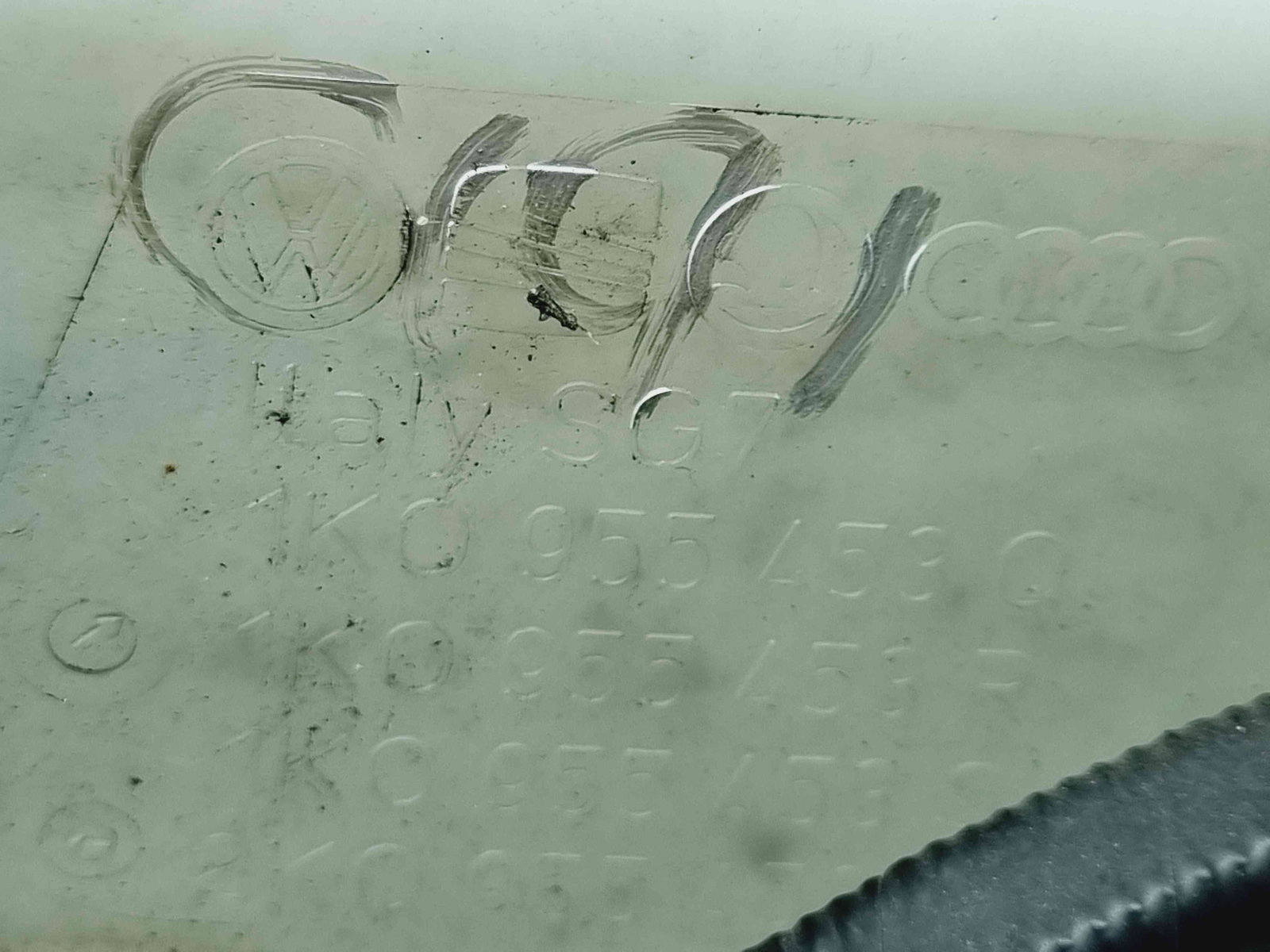 Vas lichid parbriz Seat Altea XL (5P5, 5P8) Facelift [Fabr 2006-2015] 1K0955453Q - imagine 3