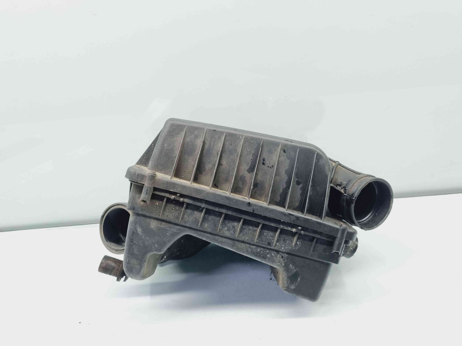 Carcasa filtru aer Opel Astra H [Fabr 2004-2009] 55556464 1.7 TDCI Z17DTH74KW / 100CP 1.7 TDCI Z17DTH 74KW / 100CP - imagine 3