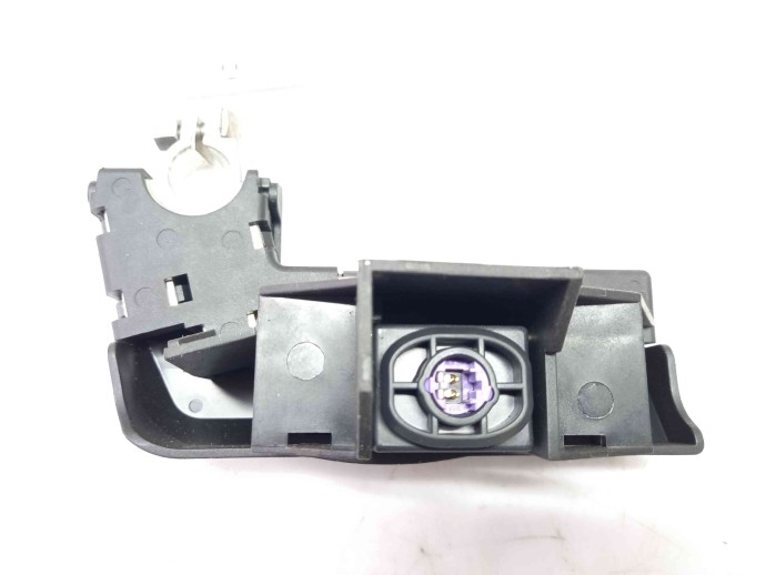 Borna baterie (+) Audi A5 2.7 CAMA 4F0915519 2007-2015