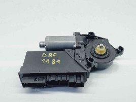 Motoras geam dreapta fata Audi A4 (8EC, B7) [Fabr 2004-2008] 0130821764 | 8E1959802H