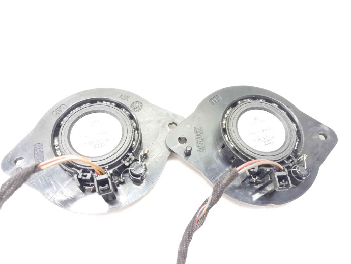 Tweeter stanga Audi A5 2.7 CAMA 8T0035399A 2007-2015