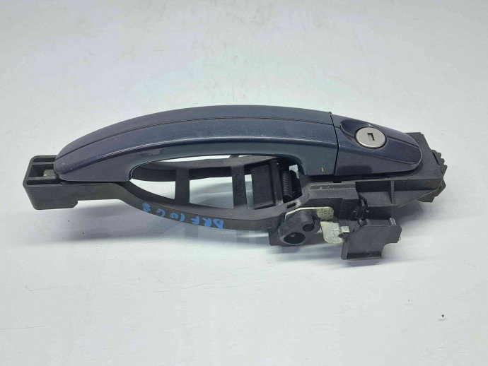 Maner usa dreapta fata Ford Focus 3 (CB8) [Fabr 2011-2015] Midnight Sky