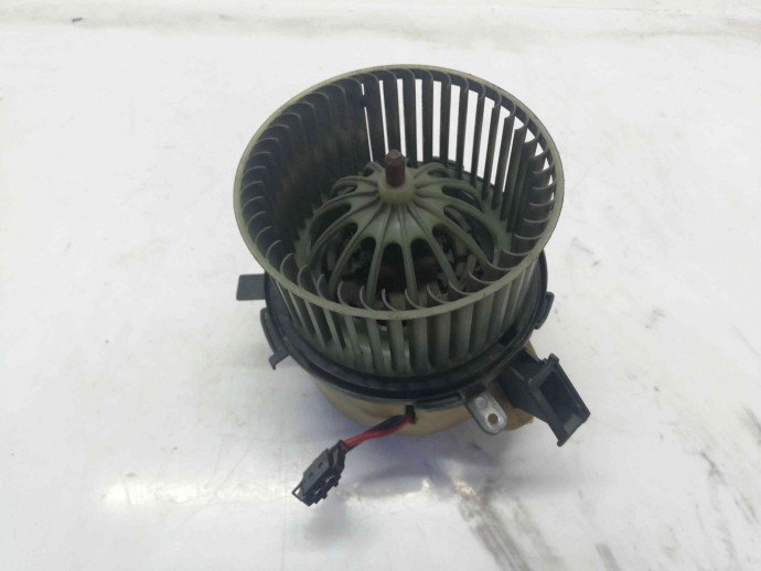 Aeroterma bord Audi A5 2.7 CAMA 8K282001 2007-2015