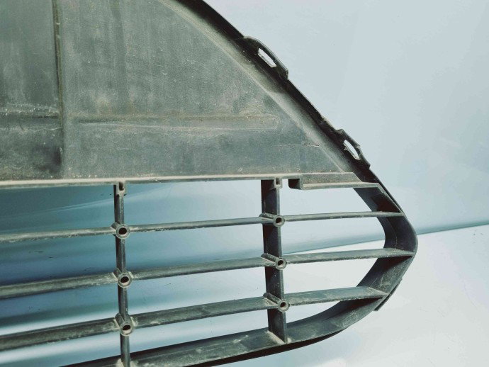 Grila bara fata Ford Focus 1 [Fabr 1998-2005] 8M51-17B968-A