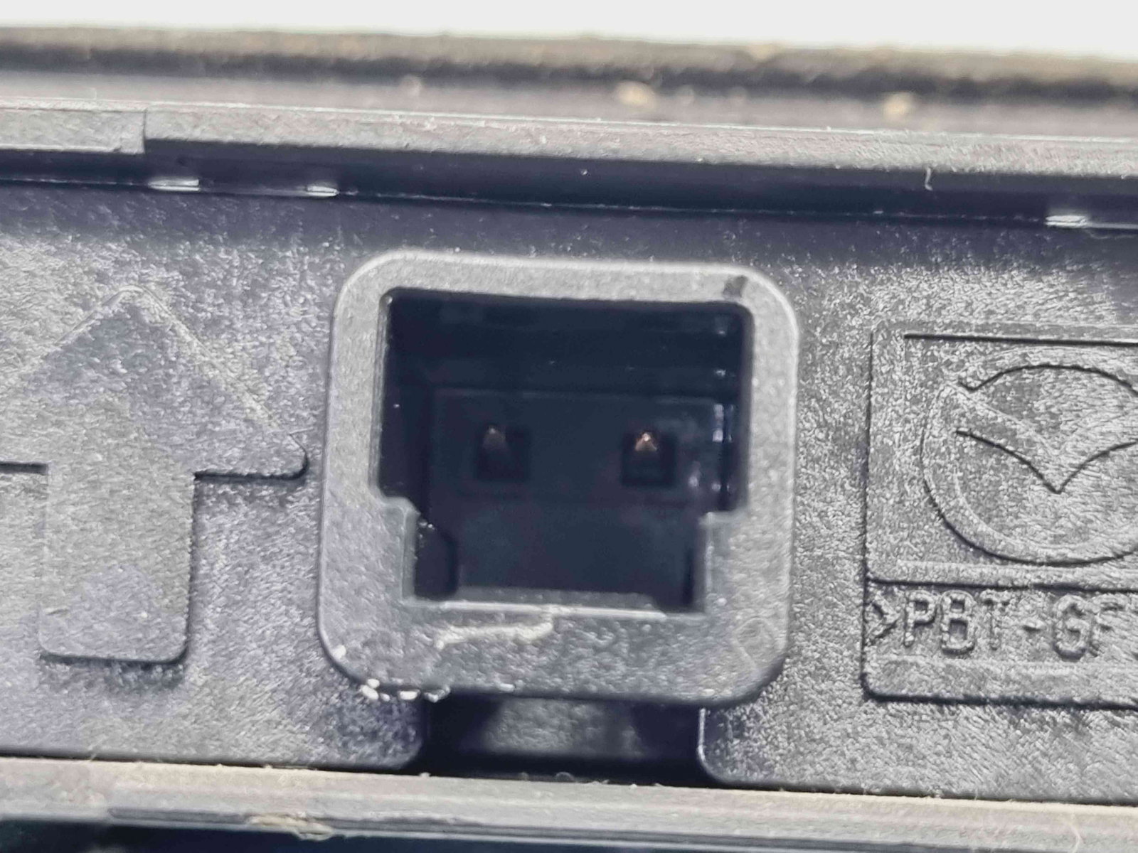 Buton deschidere portbagaj MAZDA 6 (GJ1) [Fabr 2014-2021] OEM - imagine 3