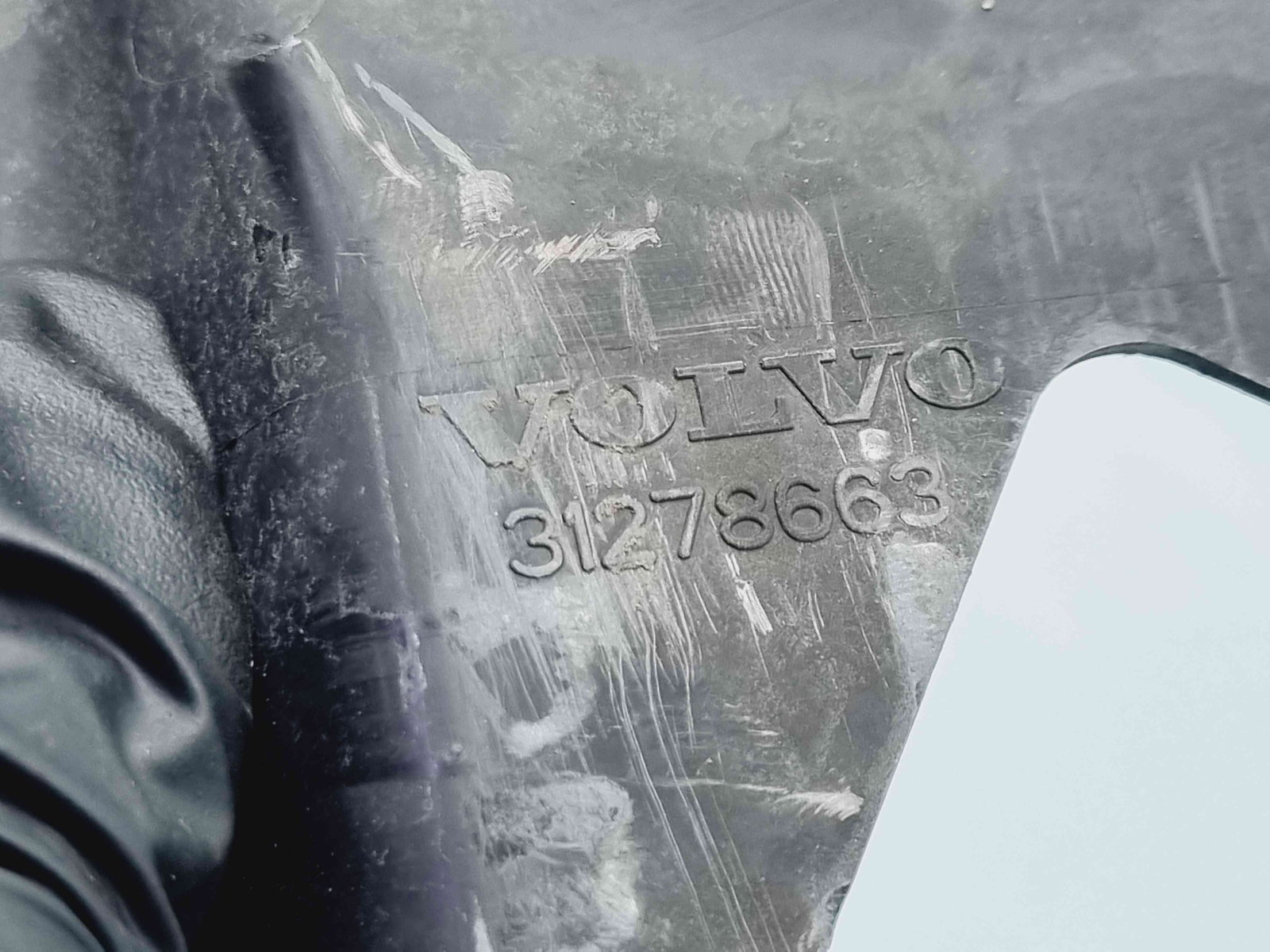 Capac trager Volvo C30 Coupe Facelift Rdesign [Fabr 2006-2013] 31278663 - imagine 4