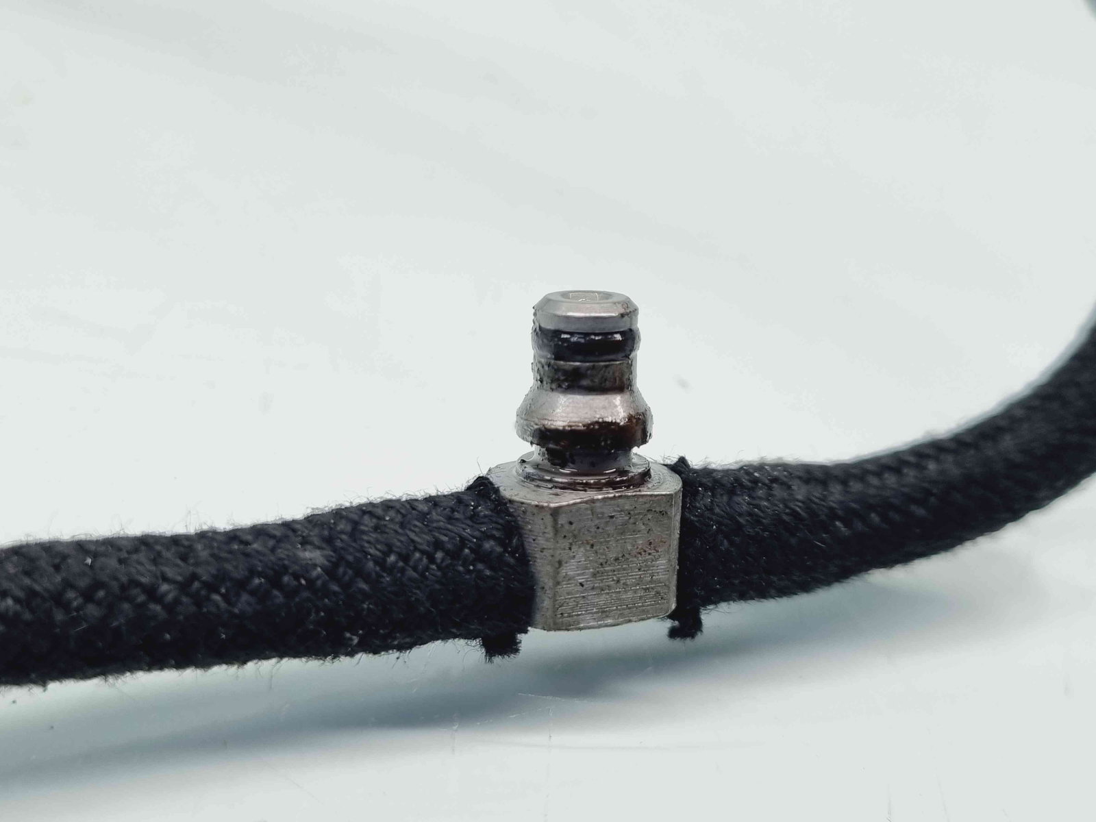 Conducta retur injectoare Mercedes Clasa CLK (C209) [Fabr 2002-2009] OEM 2.2 CDI 646966 2.2 CDI 646966 80KW / 109CP - imagine 5