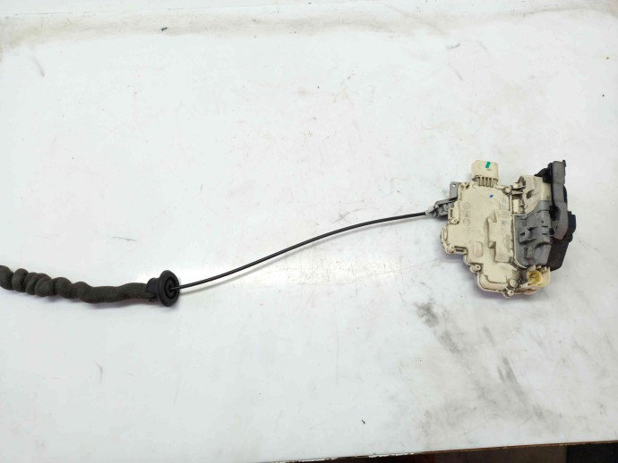 Broasca usa dreapta fata Audi A5 2.7 CAMA 8J2837016A 2007-2015