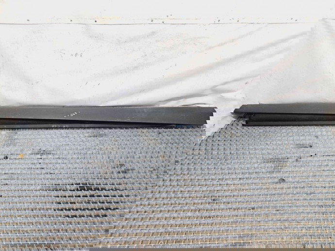 Prag lateral dreapta Mercedes Clasa C (W204) [Fabr 2007-2014] 197 OBSIDIANSCHWARZ