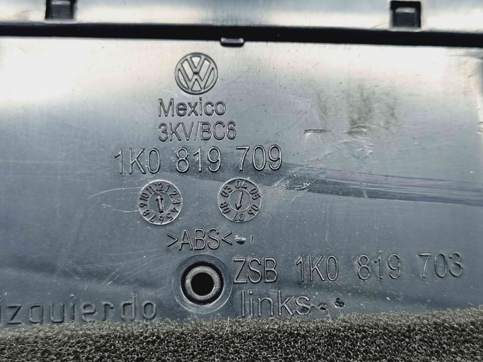 Grila aerisire stanga Volkswagen Jetta 3 (1K2) [Fabr 2005-2010] 1K0819709 - imagine 4