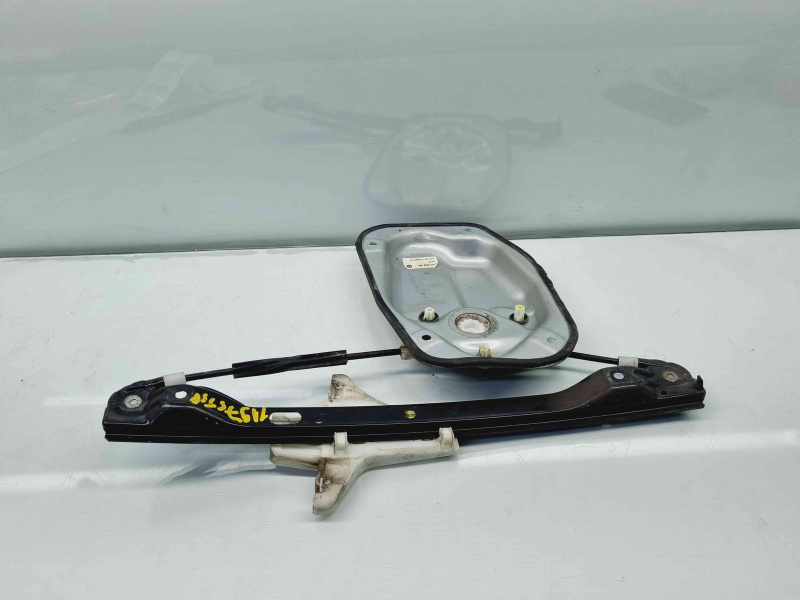 Macara electrica geam stanga spate Volkswagen Jetta 3 (1K2) [Fabr 2005-2010] 1K5839461