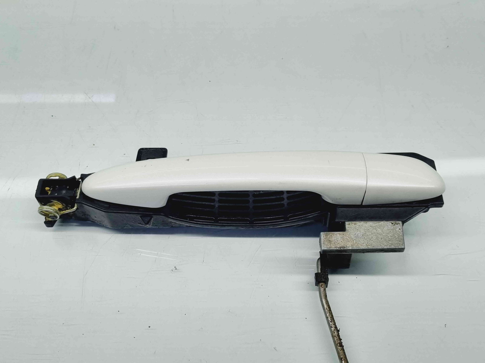 Maner usa dreapta fata MAZDA 6 (GJ1) [Fabr 2014-2021] ALB - imagine 1