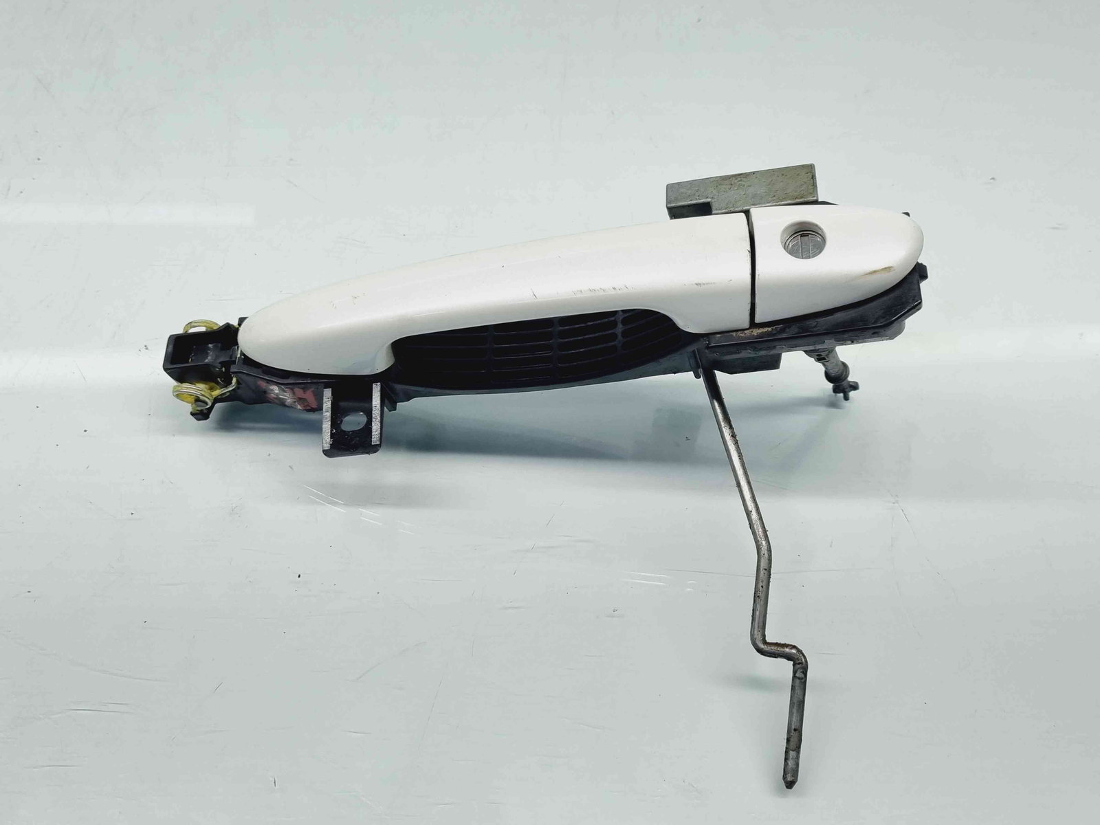 Maner usa stanga fata MAZDA 6 (GJ1) [Fabr 2014-2021] ALB - imagine 1