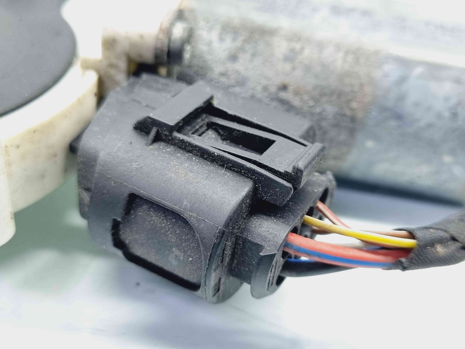 Motoras geam dreapta spate Bmw 5 (E60) [Fabr 2004-2010] 6922320 - imagine 2