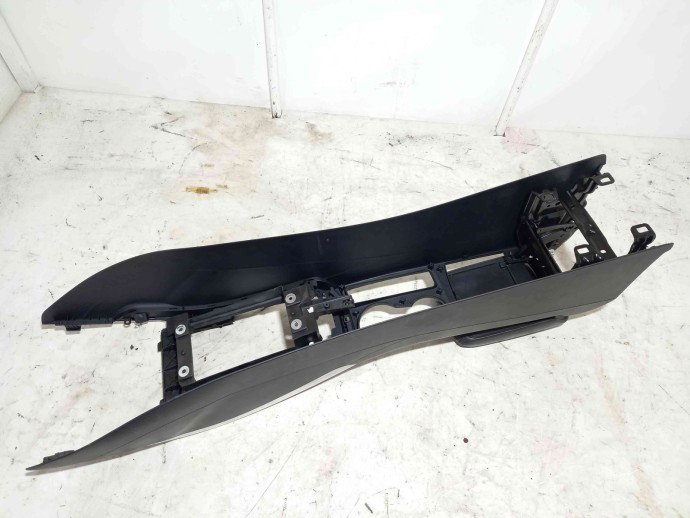 Consola centrala Audi A5 2.7 CAMA 8K0863244A 2007-2015