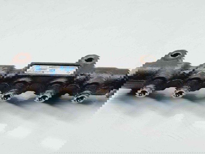 Rampa injectoare Ford Focus 1 [Fabr 1998-2005] 9654592680 1.6 TDCI FYDB74KW / 100CP 1.6 TDCI FYDB 74KW / 100CP