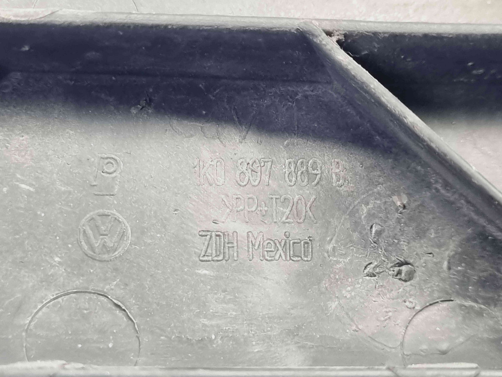 Suport far stanga Volkswagen Jetta 3 (1K2) [Fabr 2005-2010] 1K0807889B - imagine 3