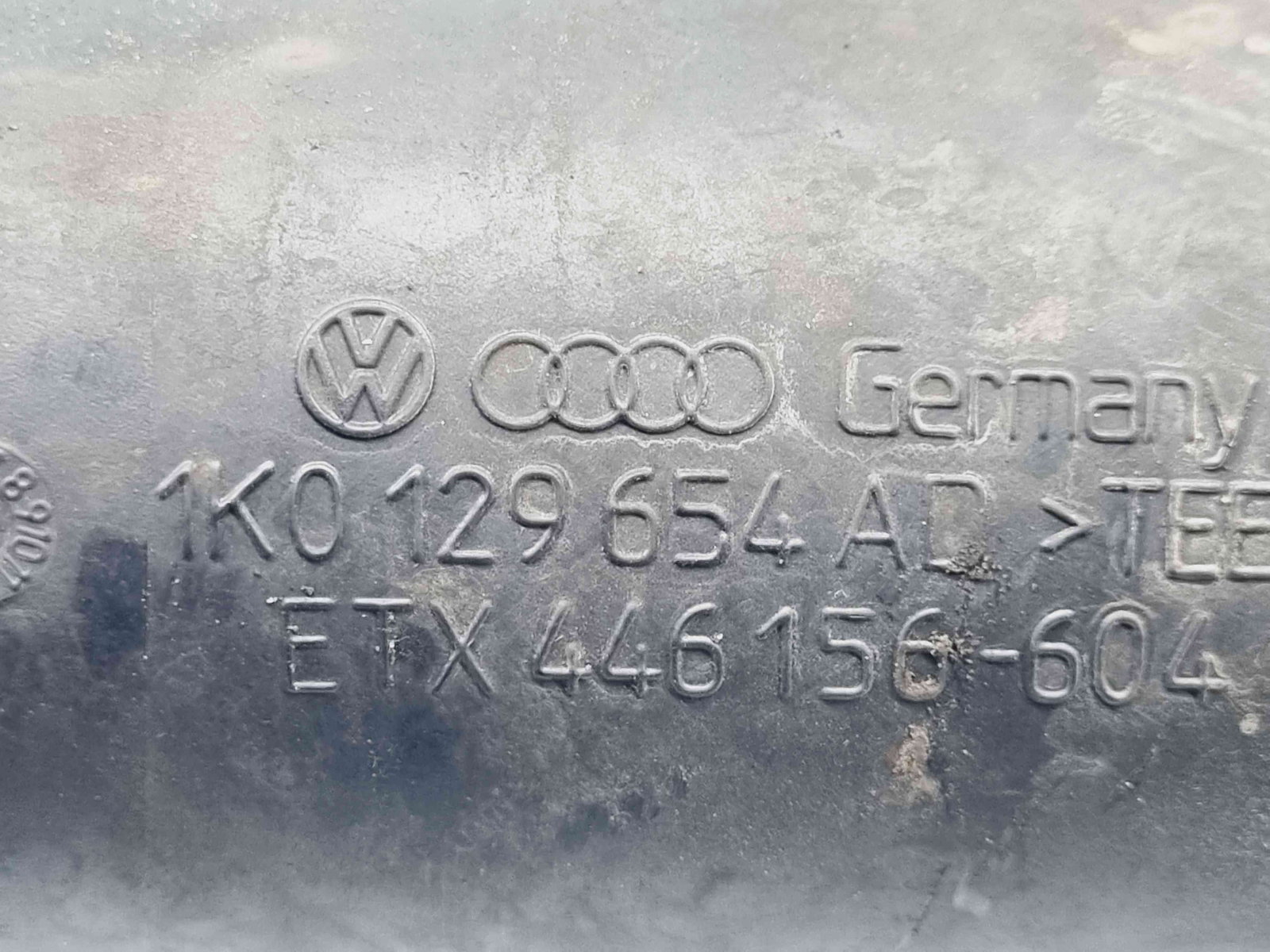 Tub admisie aer Volkswagen Jetta 3 (1K2) [Fabr 2005-2010] 1K0129654AD 1.9 TDI BXE77KW / 105CP 1.9 TDI BXE 77KW / 105CP - imagine 4