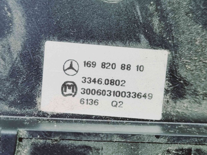 Butoane comenzi consola centrala Mercedes Clasa B (W245) [Fabr 2005-2011] 1698208810
