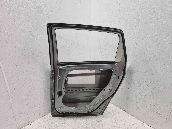 Usa dreapta spate Mercedes Clasa B (W245) [Fabr 2005-2011] 761 Argintiu polar