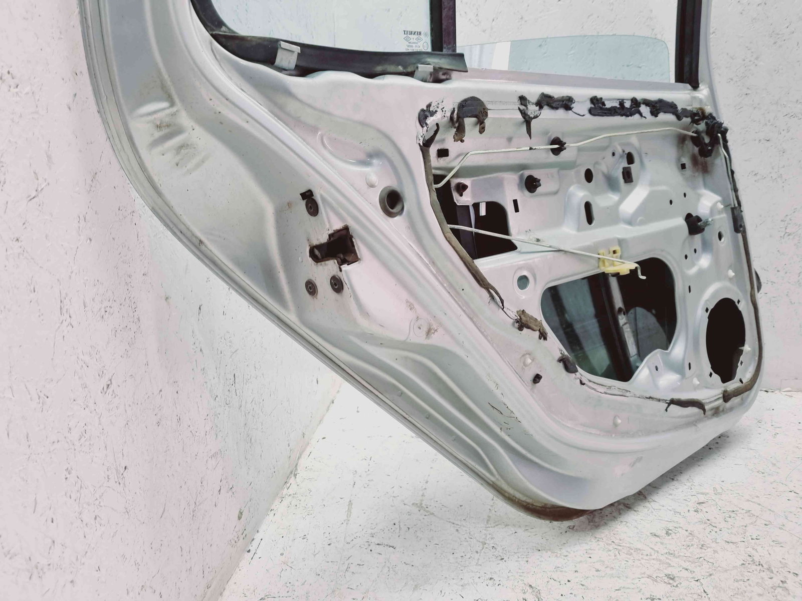 Usa stanga spate Renault Symbol / Thalia [Fabr 1998-2007] OEM - imagine 8