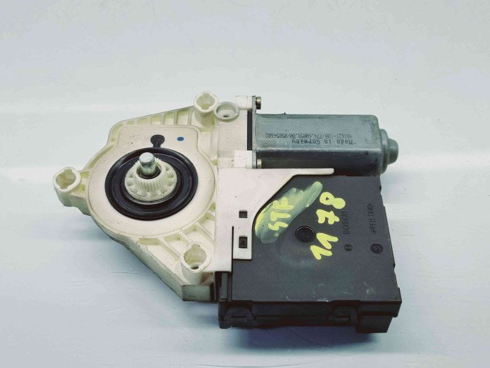 Motoras geam stanga fata Seat Altea (5P1) [Fabr 2004-2010] 5P0837401 | 1K0959793C