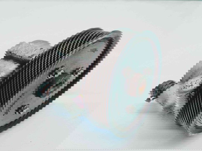 Pompa servodirectie Renault Laguna 3 Combi [Fabr 2007-2015] 8200374085 2.0 DCI M9R802110KW / 150CP 2.0 DCI M9R802 110KW / 150CP