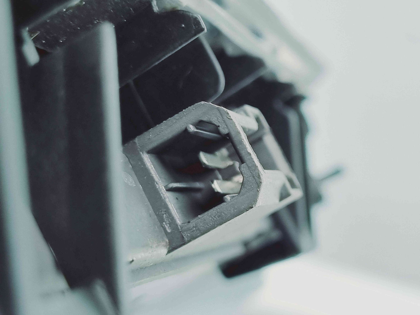 Stop auxiliar Alfa Romeo 147 (937) [Fabr 2001-2010] 46743133 - imagine 3