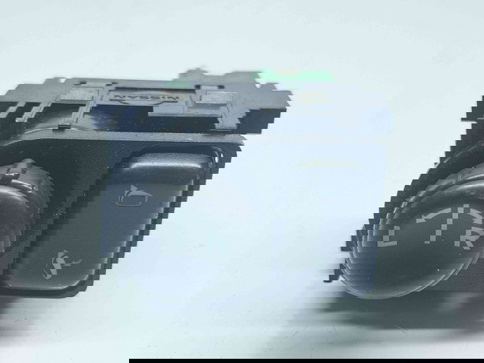  Buton reglaj oglinzi Nissan Qashqai [Fabr 2007-2014] OEM