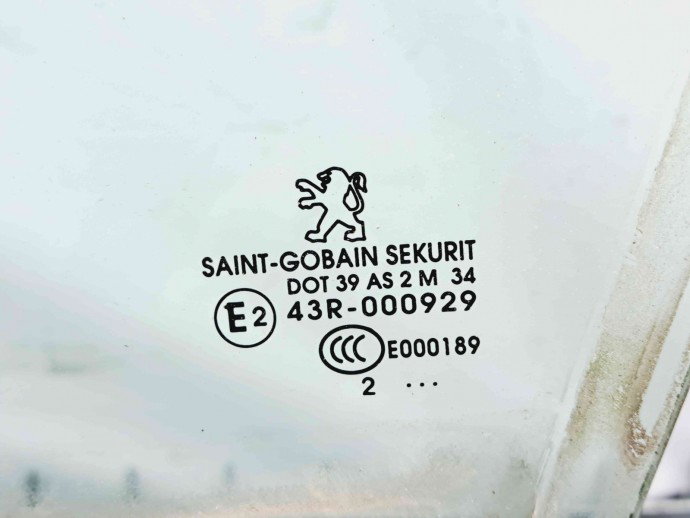 Geam usa stanga fata Peugeot 308 [Fabr 2007-2013] OEM
