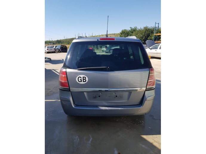 Dezmembrari Opel Zafira 1.9 CDTI 2005
