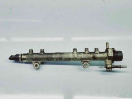 Rampa injectoare Fiat Punto (188) [Fabr 1999-2007] 46817523 | 0445214044 1.2 188 A9.00051KW / 69CP 1.2 188 A9.000 51KW / 69CP