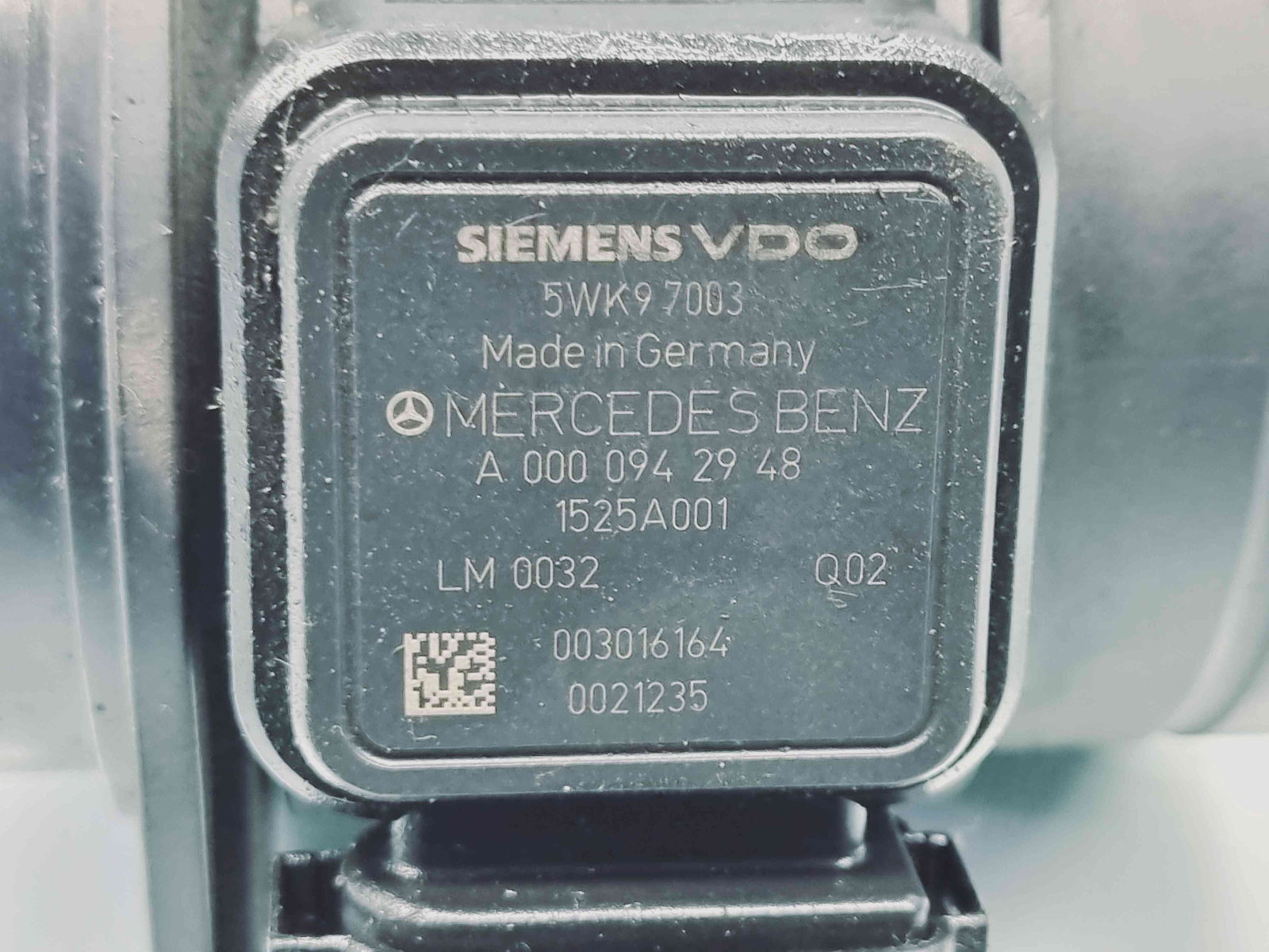 Debitmetru aer Mercedes Clasa A (W168) [Fabr 1997-2004] A0000942948 1.6 Benz 16696075KW / 102CP - imagine 1