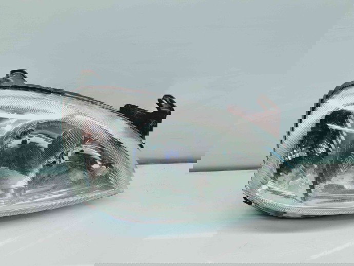   Far dreapta Opel Corsa C (F08, F68) [Fabr 2000-2005] 13115005