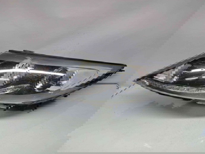  Far stanga cu xenon Kia Sportage III [Fabr 2010-2016] OEM