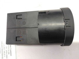 Bloc lumini Audi A4 B6 1.9 AWX 8E0941531A 2000-2004