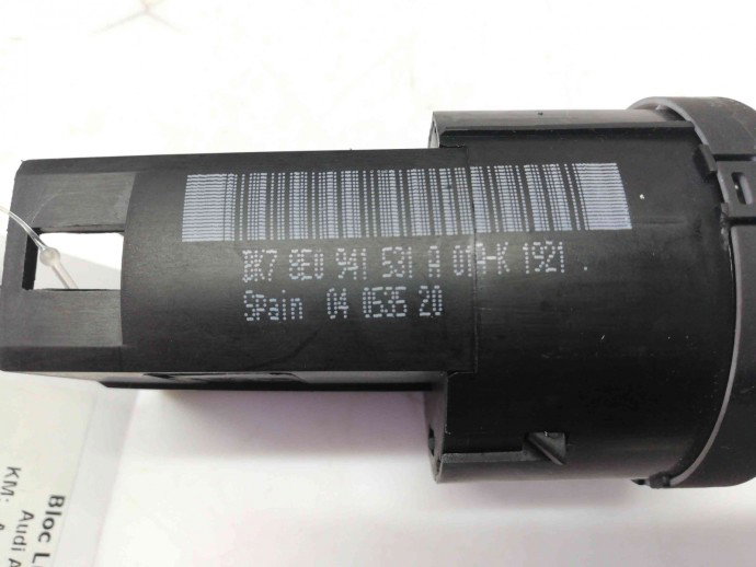 Bloc lumini Audi A4 B6 1.9 AWX 8E0941531A 2000-2004