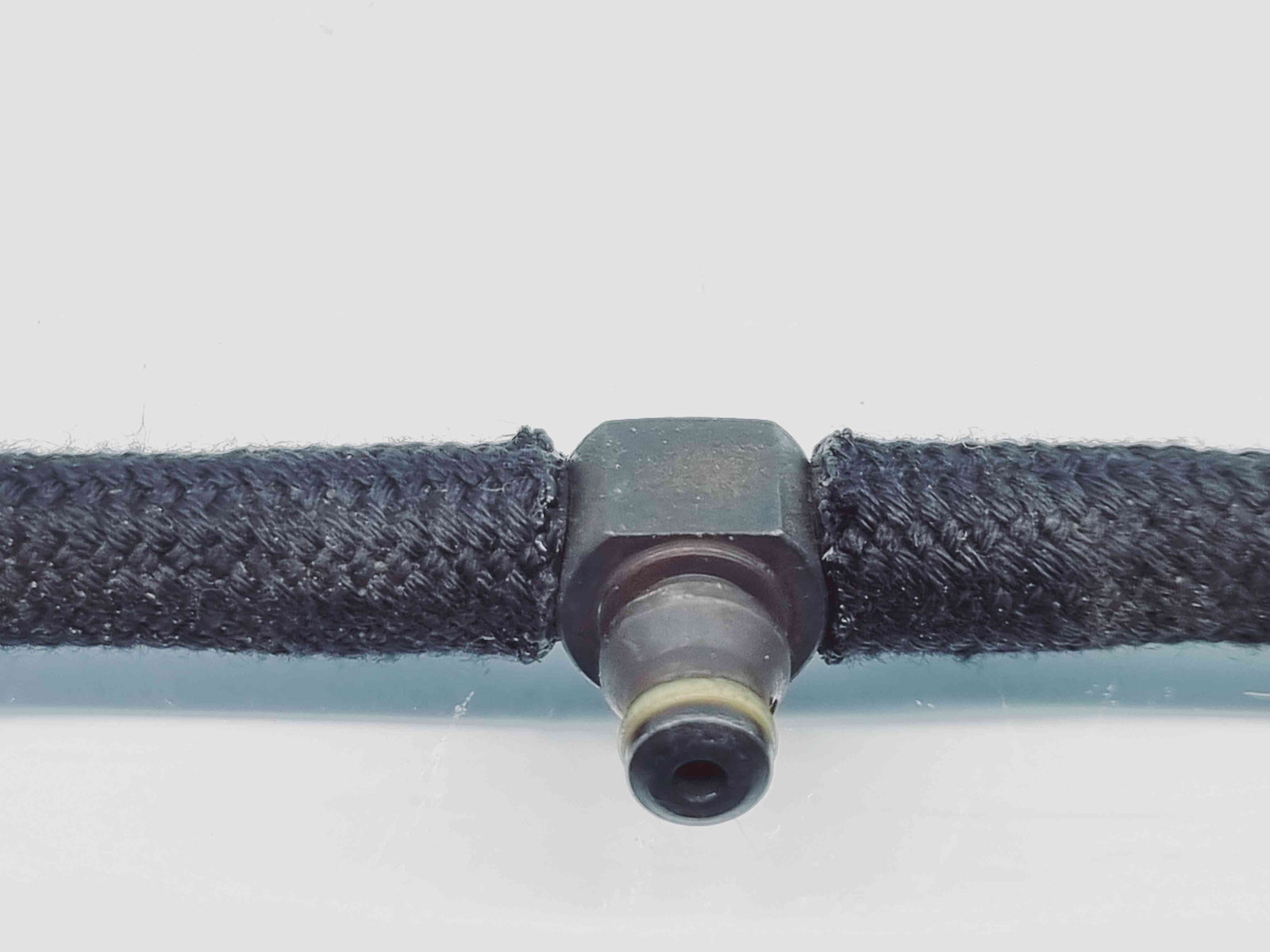 Conducta retur injectoare Hyundai Santa Fe 2 (CM) [Fabr 2005-2012] OEM 2.2 D4EB114KW / 155CP 2.2 D4EB 114KW / 155CP - imagine 4