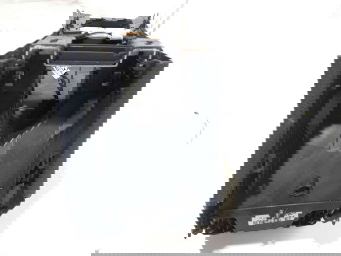 Consola centrala Mercedes C220 (W204) 3.0 CDI A2046800750 2007-2014