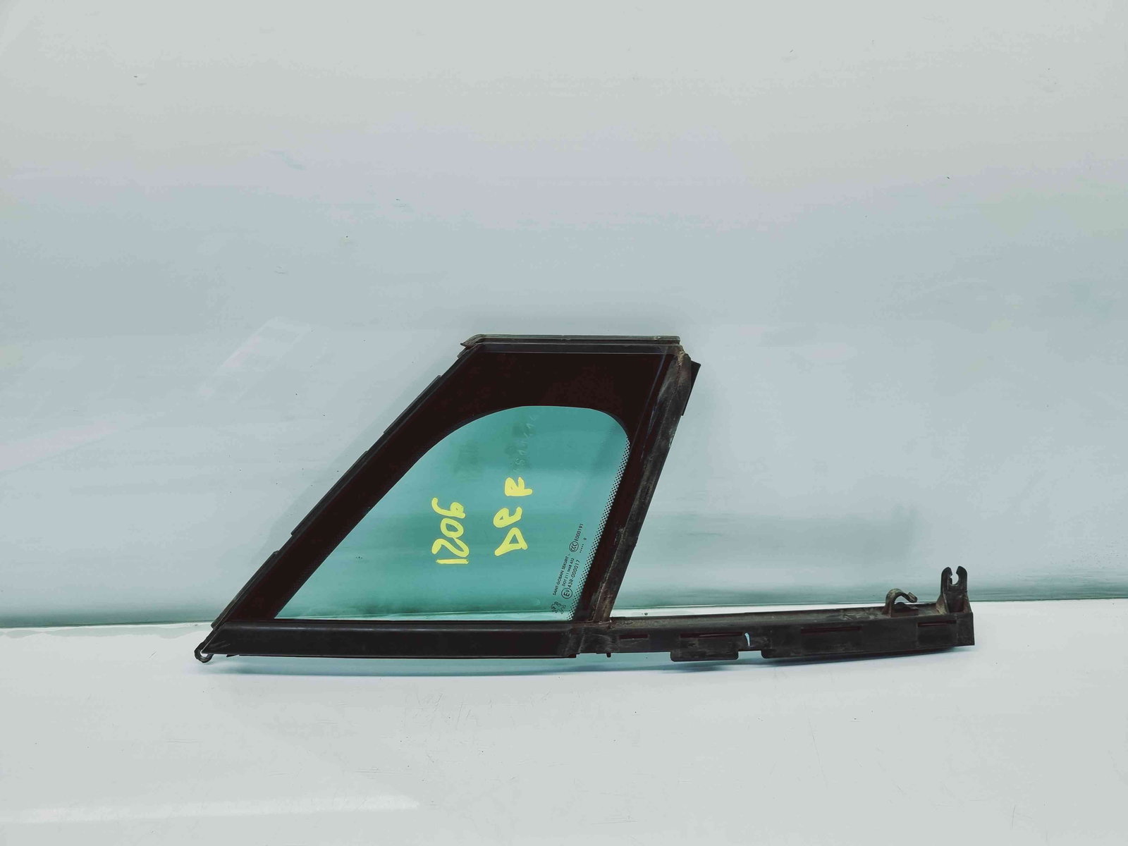 Geam fix dreapta fata Peugeot 3008 [Fabr 2009-2016] OEM - imagine 1