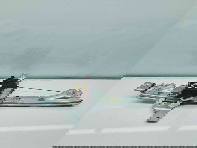 Macara electrica geam dreapta spate Peugeot 3008 [Fabr 2009-2016] 9682808680