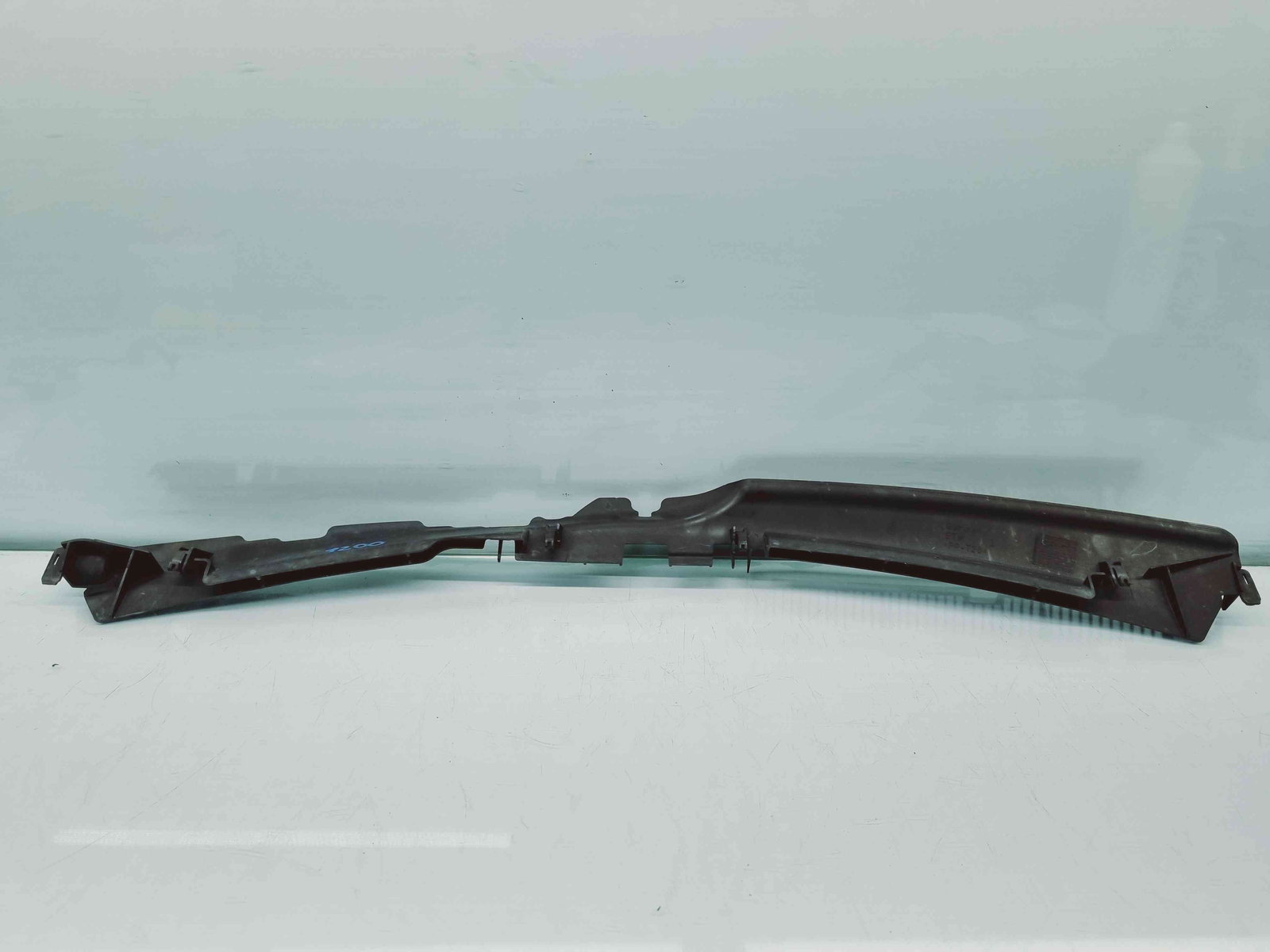 Deflector aer Volkswagen Passat B6 Variant (3C5) [Fabr 2005-2010] 3C0121330 - imagine 3