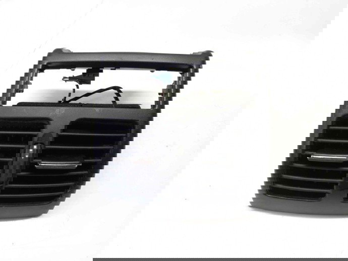 Grila aerisire centrala Mercedes C220 (W204) 3.0 CDI A2048301054 2007-2014