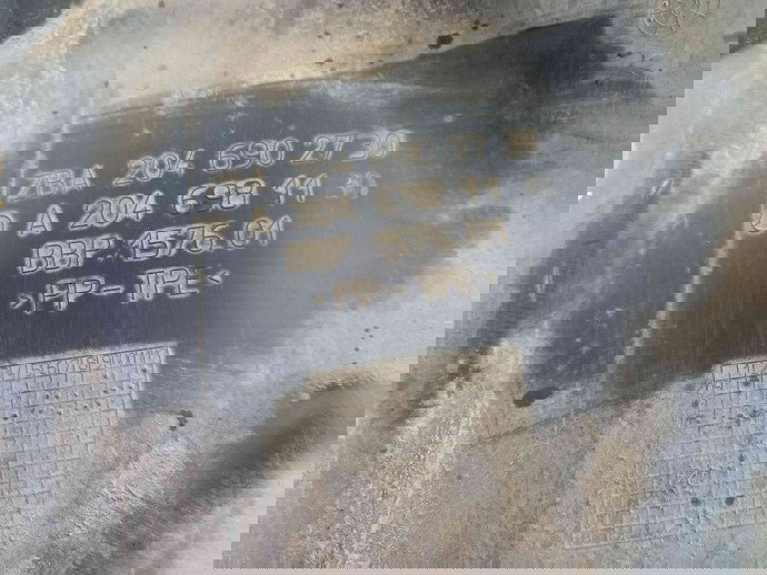 Carenaj roata stanga fata Mercedes C220 (W204) 3.0 CDI A2046981130 2007-2014