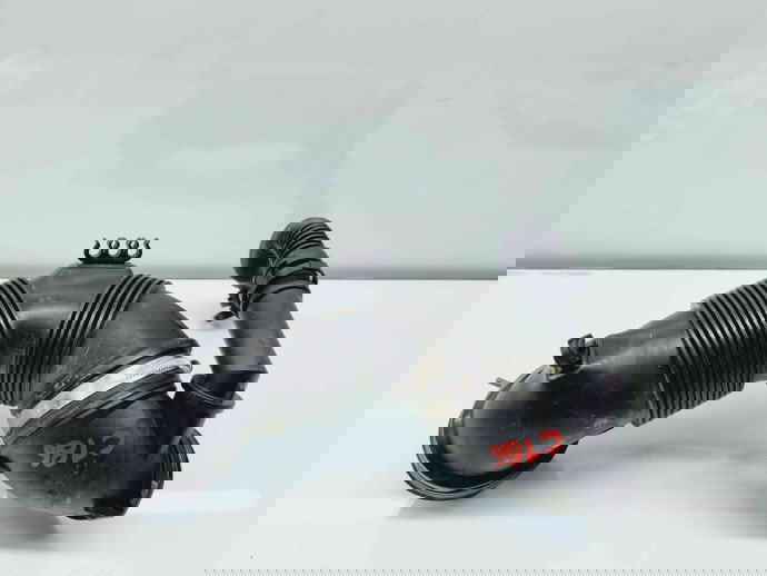 Tub admisie aer Volkswagen Passat B8 (3G2) [Fabr 2015-prezent] 5Q0129635 1.6 TDI CLHA77KW / 105CP