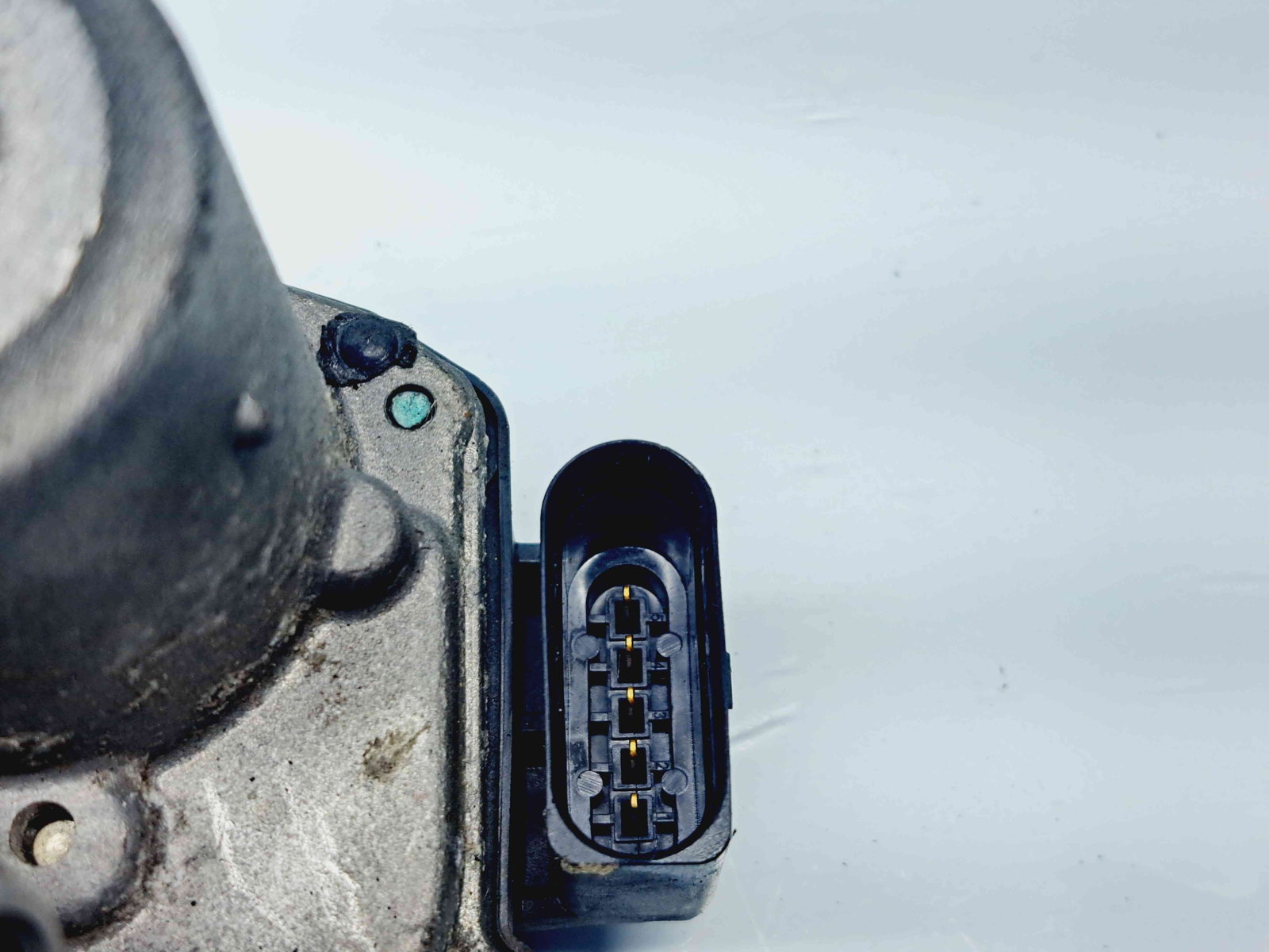 Supapa EGR AUDI A5 (8T3) [Fabr 2007-2015] 04L131501B 2.0 TDI CNHA140KW / 190CP - imagine 4