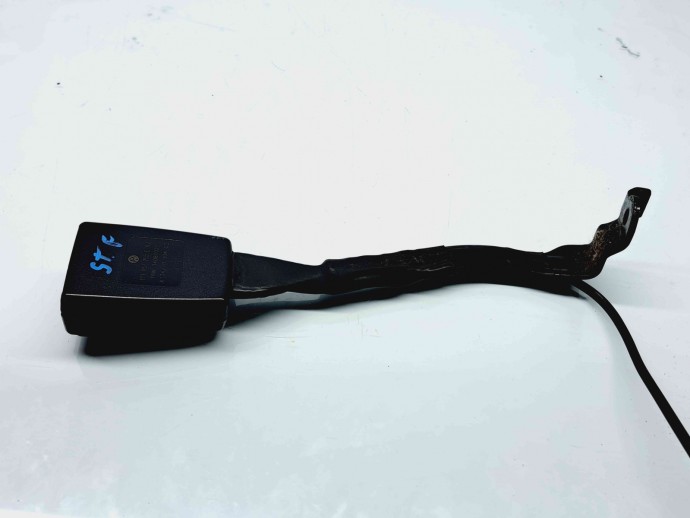  Capsa centura stanga fata Volkswagen Touran (1T3) [Fabr 2010-2015] 1T1857755E