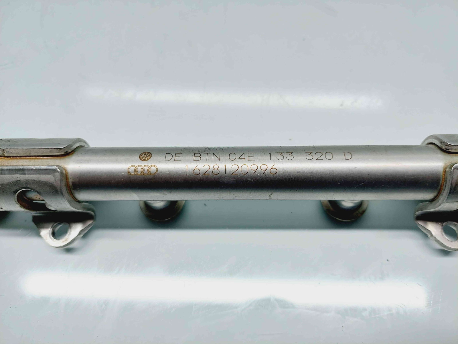 Rampa injectoare Skoda Octavia 3 (5E3) [Fabr 2012-prezent] 04E133320D 1.2 Benz CJZD81KW / 110CP - imagine 5