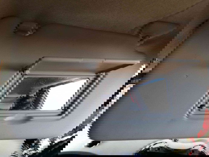 Parasolar dreapta Nissan Juke 1.5 K9K OEM 2010-2021